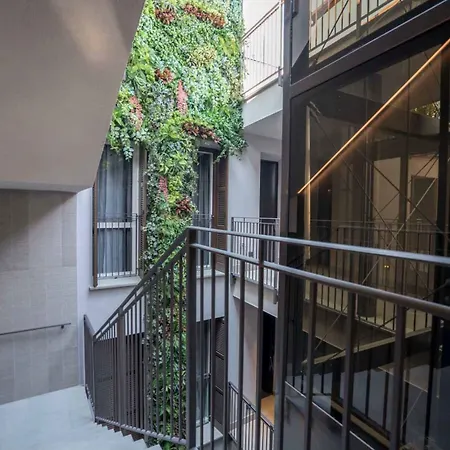 Be Mate Via Tivoli * Milaan