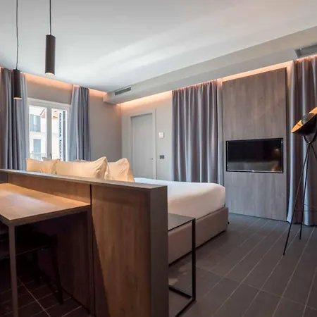 Be Mate Via Tivoli * Milaan