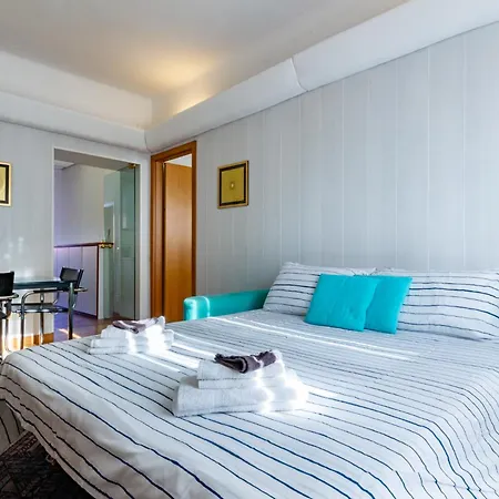 The Metropolitan Cozy Near Duomo + Wifi Milan