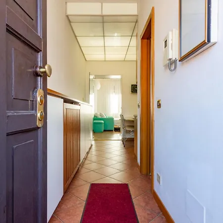 The Metropolitan Cozy Near Duomo + Wifi * Milan