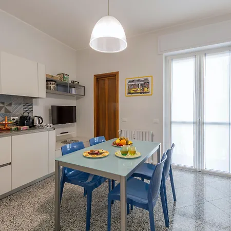Apartman Bnbutler - Stromboli, 22 - Ampio, Luminoso Ed Elegante Milánó