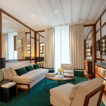 Portrait - Lungarno Collection Hotel 5*