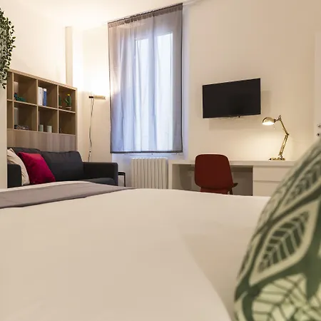 Just Sant'agostino * מילאנו