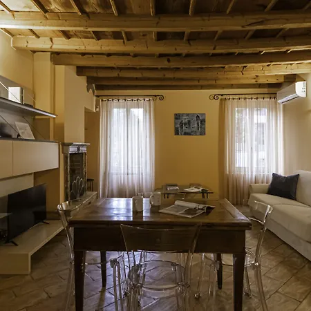 Italianway Easy - Garibaldi 93 B * Milánó