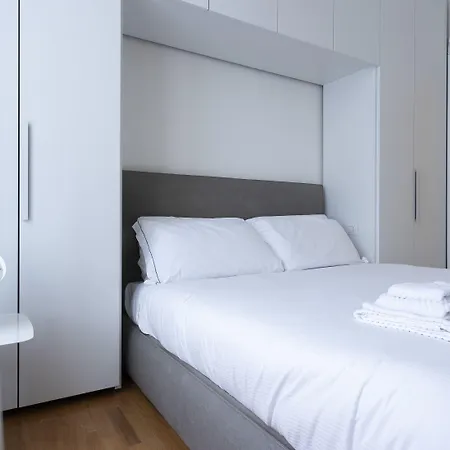 Apartman Italianway Easy - Vincenzo Monti 32