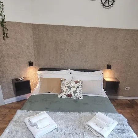 Affittacamere Casa Storica Piazza 5 Giornate 4*