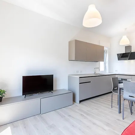 Apartment Alessia's Flat - 3 *