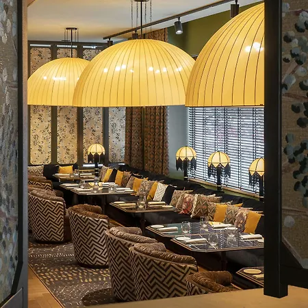 Radisson Collection Hotel, Santa Sofia 5*