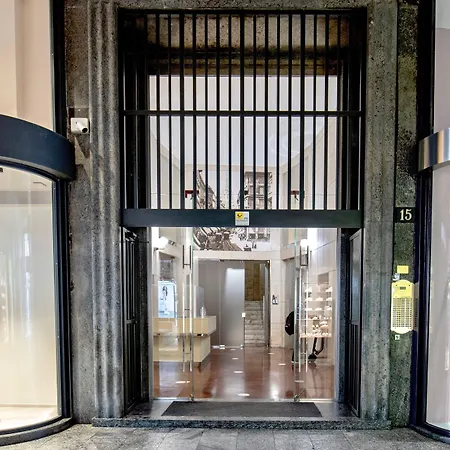 Hotel Ah - Duomo Essence Milán