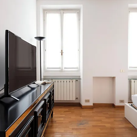 Bnbutler - Marghera - Luminoso Bilocale In Edificio Stile Vecchia * Μιλάνο