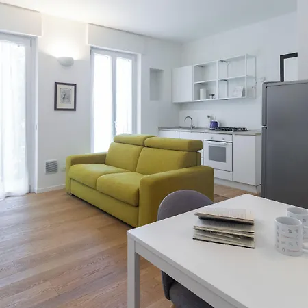 Italianway Easy - Caterina Da Forli 6 *