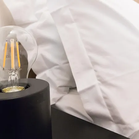 شقة Italianway Easy - Copernico 63 *