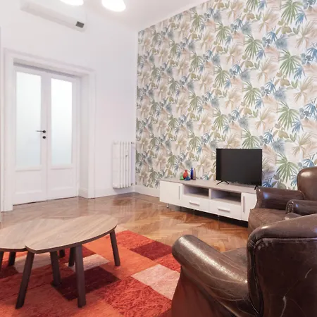 Italianway - Vincenzo Monti 29 C * Milán