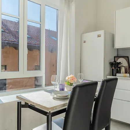 Apartamento Baroni B - Free Private Parking And A-c *