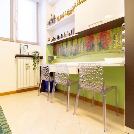 Modern And Cozy In Darsena Area