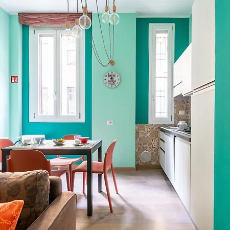 Апартаменты Bilocale Moderno Centrale-isola-garibaldi, 4 Posti, Wifi Veloce, Metro A 2 Minuti *