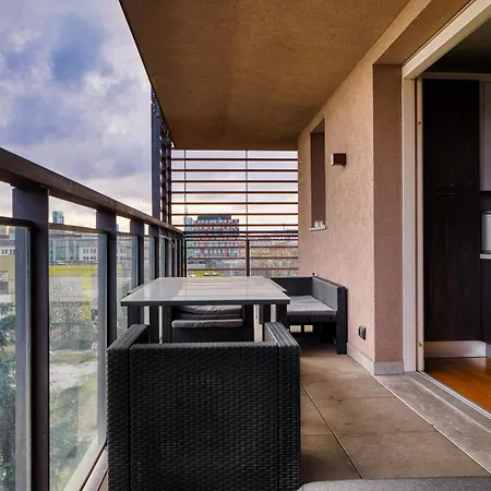 Apartamento Giaxtower Gym & Pool Bright Space