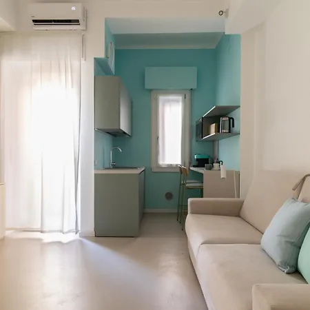 Modern Flats Near Center *