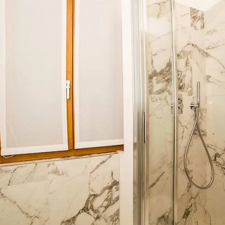 Luxury Suite-hosted By Sweetstay דירה *
