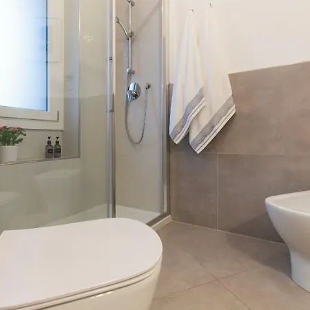 Brenta Floor - Mm3 Yellow Line Milán