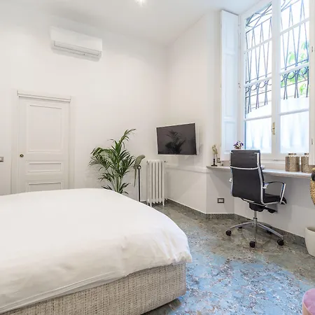 Duomo Smart 4* Milão