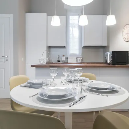 Italianway Easy - Porta Nuova 6 Apartmán *