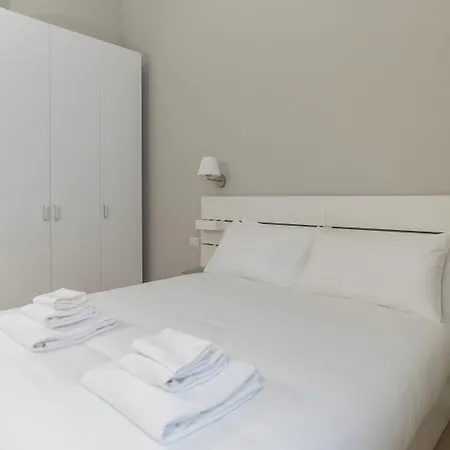 Italianway Easy - Porta Nuova 6 * ミラノ