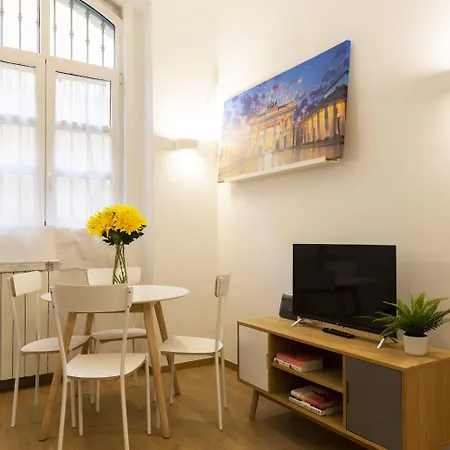 Voghera Fashion District *