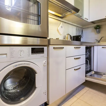 Urban Retreat - Isola District *