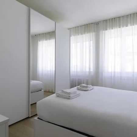 Italianway Easy - Favretto 13 Apartament Mediolan