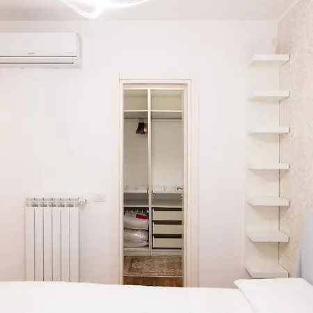 Ampio E Accogliente Bilocale In Zona Bicocca * מילאנו