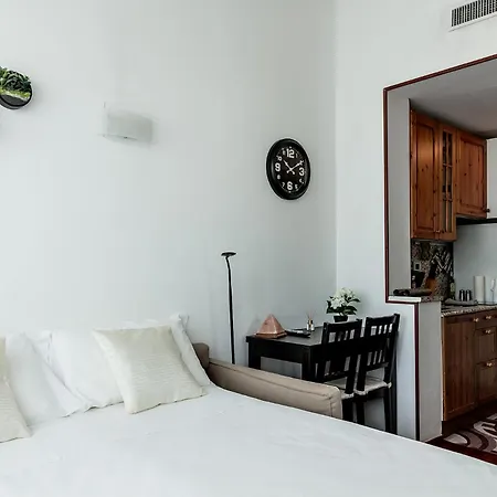 De Homes - Con Vista Su Porta Nuova Vicino Metro Milánó