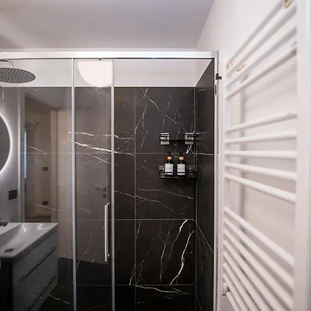 Vivàre - The Fifth *