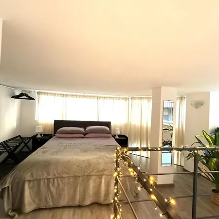 Urban Chic Loft Porta Venezia - Centro 아파트