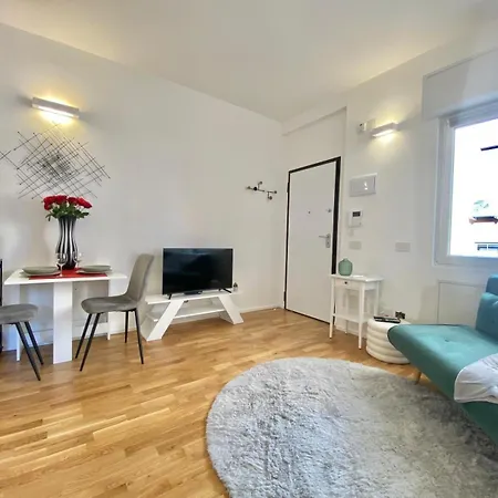 Apartment Albani Life, Stile & Comfort In Soluzione Silenziosa E Indipendente Milan
