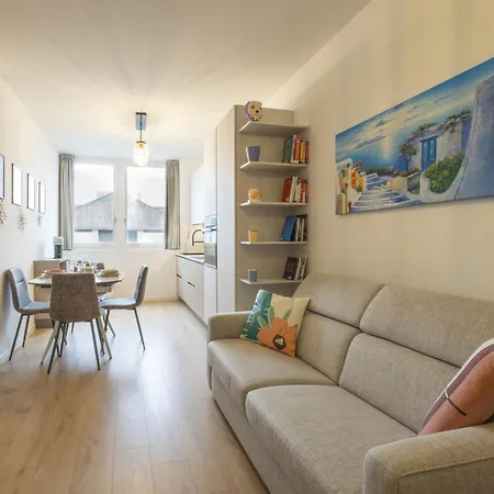 Lotus By Interhome Apartamento Milão