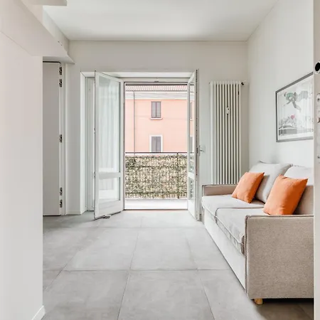 Appartamento Large Milan's Navigli - 5 Guests Milano