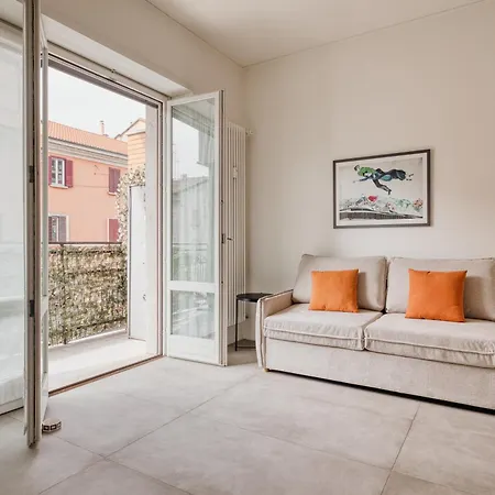 Large Milan's Navigli - 5 Guests *