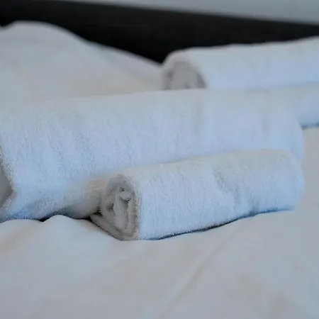 San Siro 6 Min - Life 15 Min * Milano