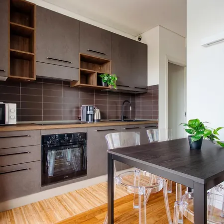 Lägenhet Giaxtower Gym & Pool Romantic Pool View