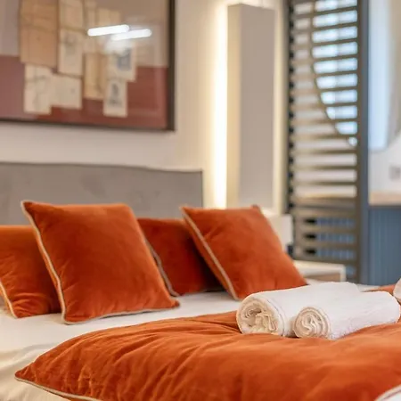 Secret - San Babila Lux Apartment *