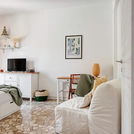 Hostmate - - Massarenti Appartement