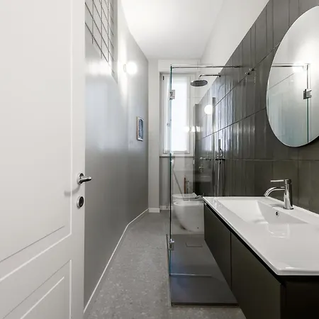 アパート Stayeasy Crocetta - Duomo Walking, 2 Bedrooms 2 Baths ミラノ