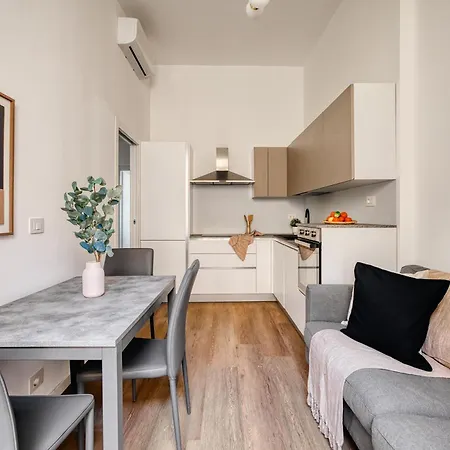 Isola - Leobrothers - Conte 1