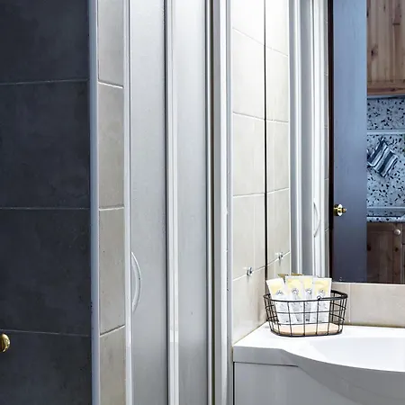 De Homes - Con Vista Su Porta Nuova Vicino Metro Apartman Milánó