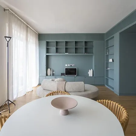 Skyline View In Heart Of Milano