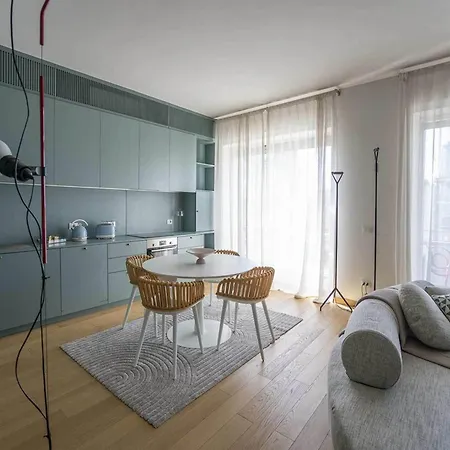 Skyline View In Heart Of