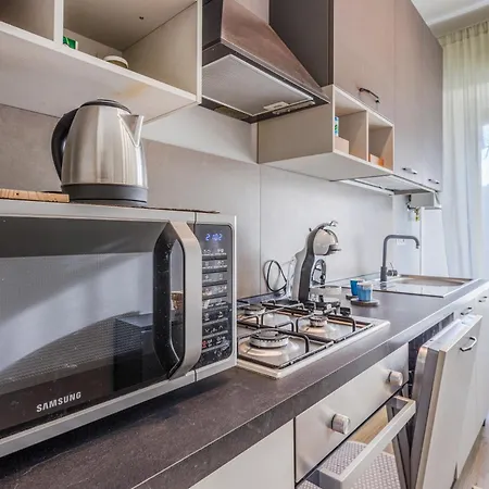 Cosmopolitan House - Modern Eco 米兰