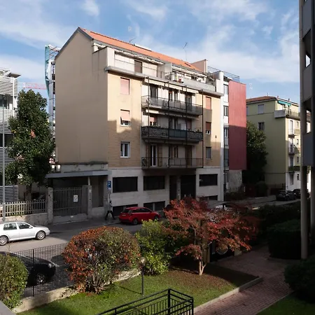 Ampio E Accogliente Bilocale In Zona Bicocca מילאנו