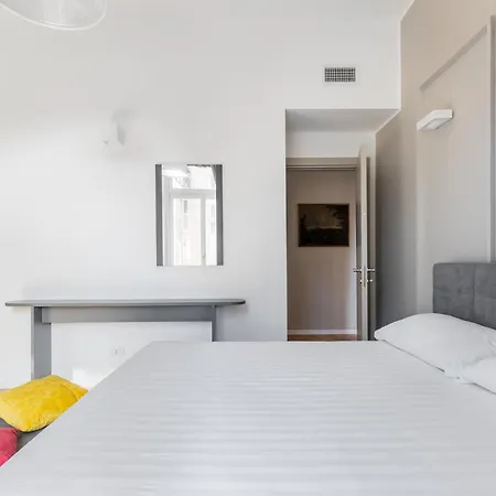 Tricolore - Luxury By Design Club Collection * Milaan